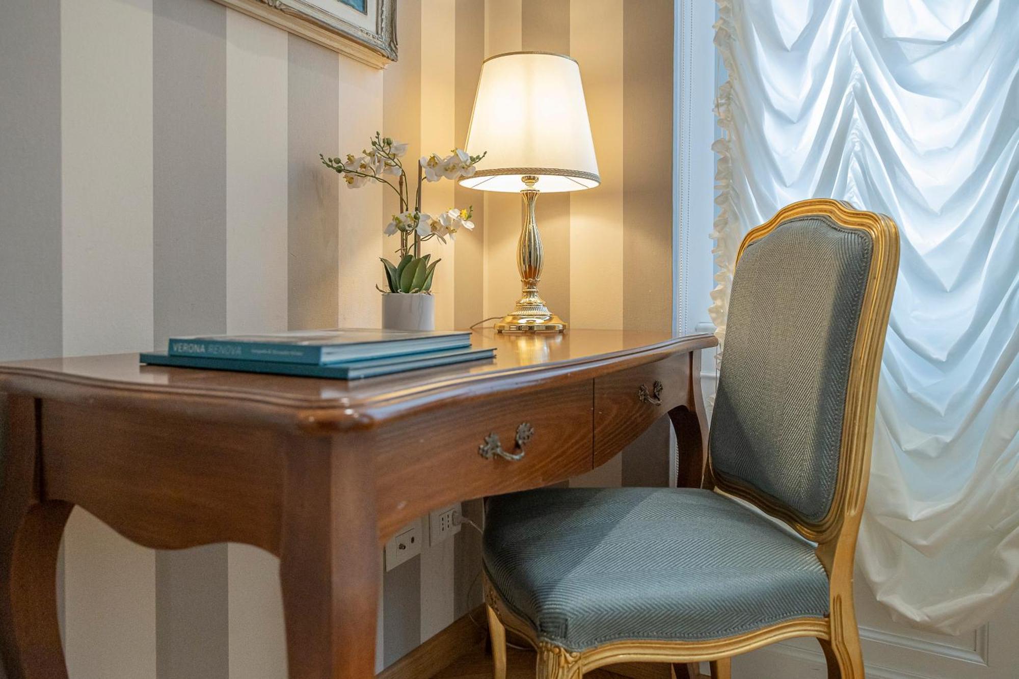Palazzo Monga Boutique Guesthouse Verona Exteriér fotografie